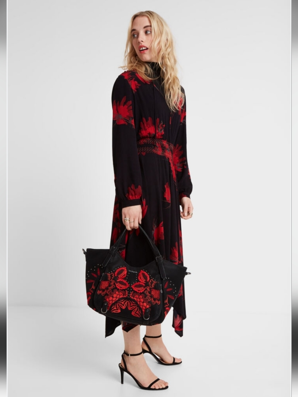 Desigual Assymetric Midi Butterfly Dress Size 12 Black & Red (44 European) - Picture 3 of 16